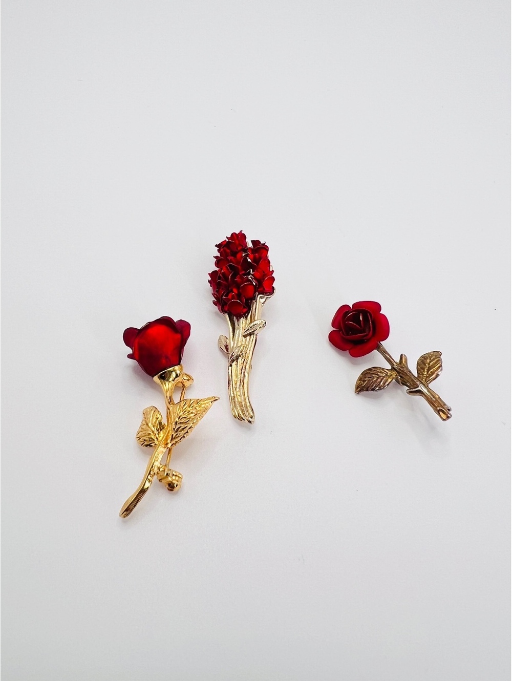 Vintage Red Rose Brooch Lot of 3 DM 97 Enamel Gold Tone Floral Pins